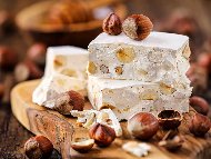   (Torrone) -     